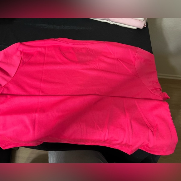 Woman’s Hurley T-Shirts | New With Tags On - Picture 4 of 7